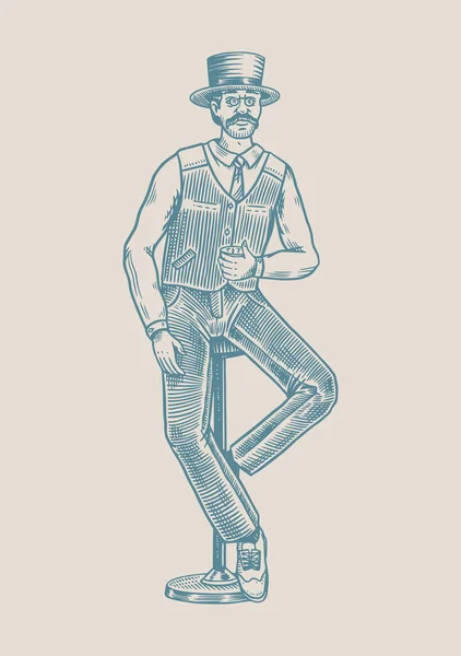 Egy férfi ül egy bárszéken egy pohár whiskey-vel. Vintage viktoriánus elegáns úriember erős alkoholos itallal. Kézzel rajzolt vésett vázlat poszterhez, jelvényhez. — Stock Vector