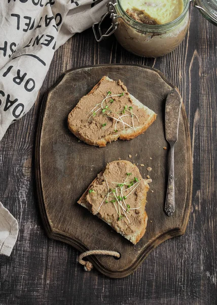 Pâté de foie de poulet frais fait maison — Photo