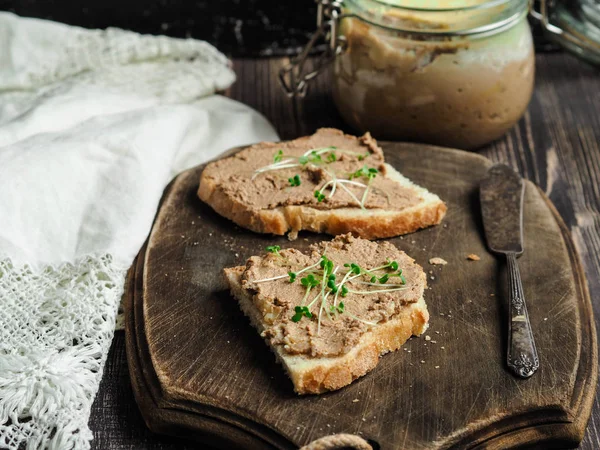 Pâté de foie de poulet frais fait maison — Photo