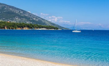 Yaz Zlatni Rat Plajı Hırvatistan