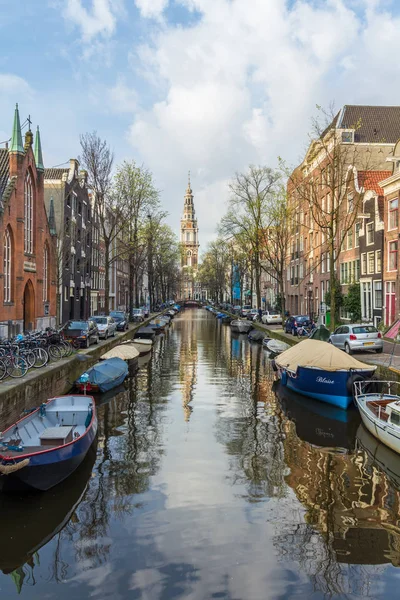 Lenyűgöző Amszterdam csatorna jelenet — Stock Fotó