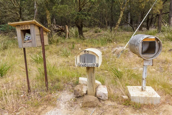 Boîtes aux lettres rurales drôles — Photo