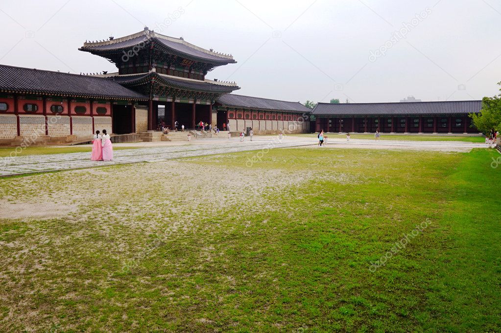 Beautiful palace in Seoul