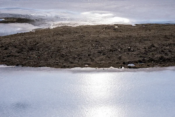 Σχηματισμός πάγου γύρω από τη γη — Φωτογραφία Αρχείου