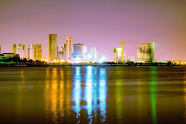 Buildings across the west bund in Shanghai — Stock Photo, Image