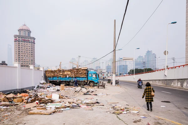 Caixas de coleta de lixo em Shanghai — Fotografia de Stock