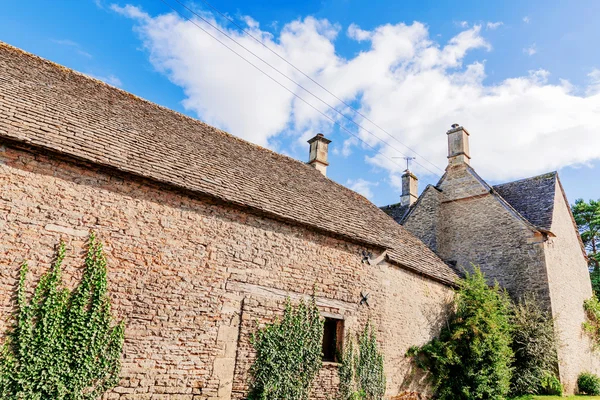 Traditional British Casa de pueblo — Foto de Stock