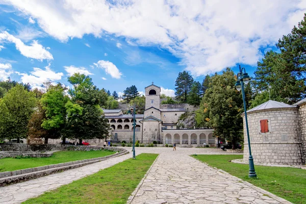 Arquitectura de la iglesia de San Pedro — Foto de Stock