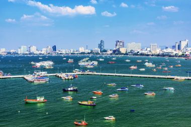 Pattaya iskele ve şehir görünümünü