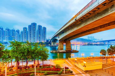 Riverside alan köprü ve mimari