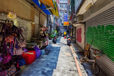 Ximen eski yan sokakta