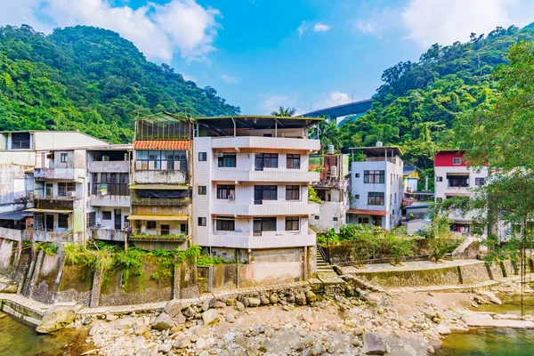 Shiding eski sokak nehir mimarisi