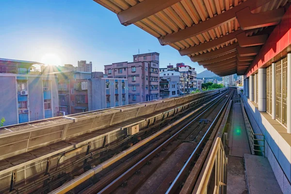 Plataforma de la estación MRT de Zhishan en Taipei — Foto de Stock