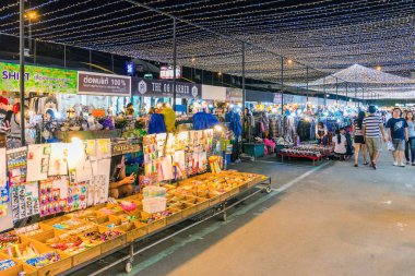 Bangkok gece pazarı