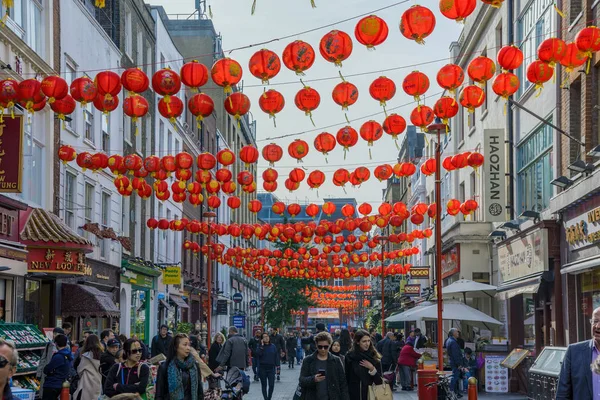Gerrard Street in Chinatown — Stockfoto