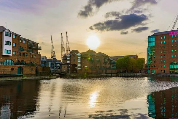 Canary Wharf mimarisinde — Stok fotoğraf