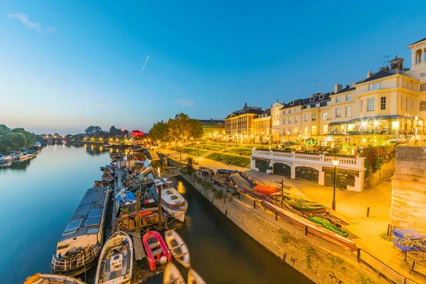 Vista serale sulla zona del fiume Richmond — Foto Stock