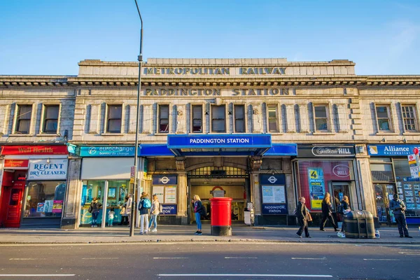 Paddington Tren İstasyonu