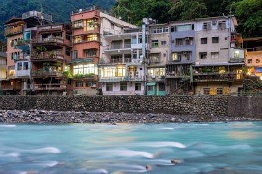 Wulai Köyü ve nehir