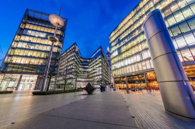 Merkezi Londra'da ofis binaları