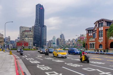 Şehir merkezindeki yola Ximending yakın