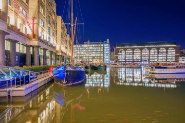 St katharine Dock cihazları