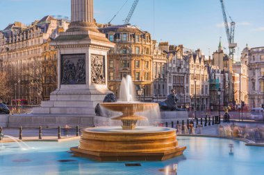 Londra 'daki Trafalgar Meydanı