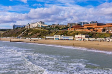 Bournemouth plaj manzarası