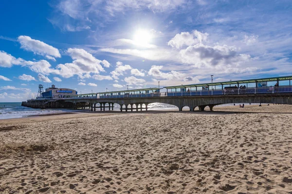 Bournemouth pier and beach on a sunny day — Stock Photo, Image