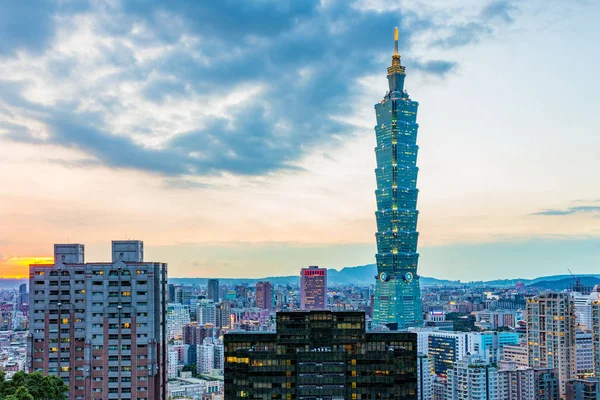 Taipei 101 visão noturna — Fotografia de Stock