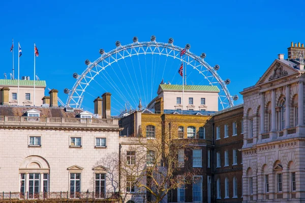 Hagyományos építészet a westminster, London Eye — Stock Fotó