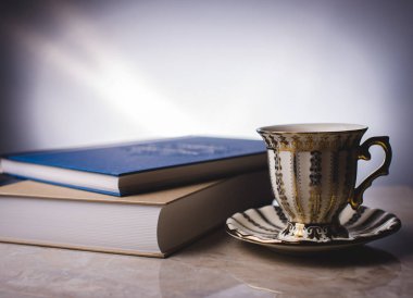 çay bir fincan tabağı