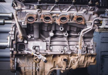 Servis istasyonu dizel motorlu
