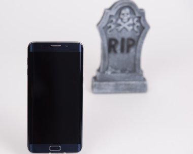 Pilleri ile ilgili sorunlar yaşayan akıllı telefonlar, ya da genel olarak sadece sorunlar