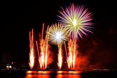 Havai fişek backgronud parlak