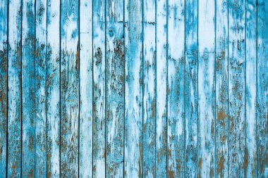 Eski boya ahşap kurullarında peeling 