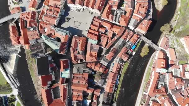 Średniowieczne Czeskie Miasto Cesky Krumlov Góry Patrząc Dół Czerwone Dachy — Wideo stockowe