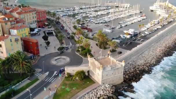 Volo Del Drone Sul Mare Fortezza Porto Con Yacht Mentone — Video Stock