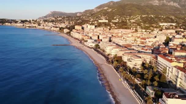 Вид Воздуха Побережье Средиземное Море Пляж Ментоне Французская Ривьера — стоковое видео