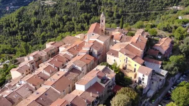 Flight Drone Ancient European Castellar Village Sunny Day Green Trees — Stock Video