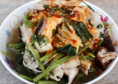 Kızarmış deniz ürünleri Suki