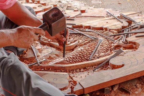 Falegname e lavori di intaglio — Foto Stock