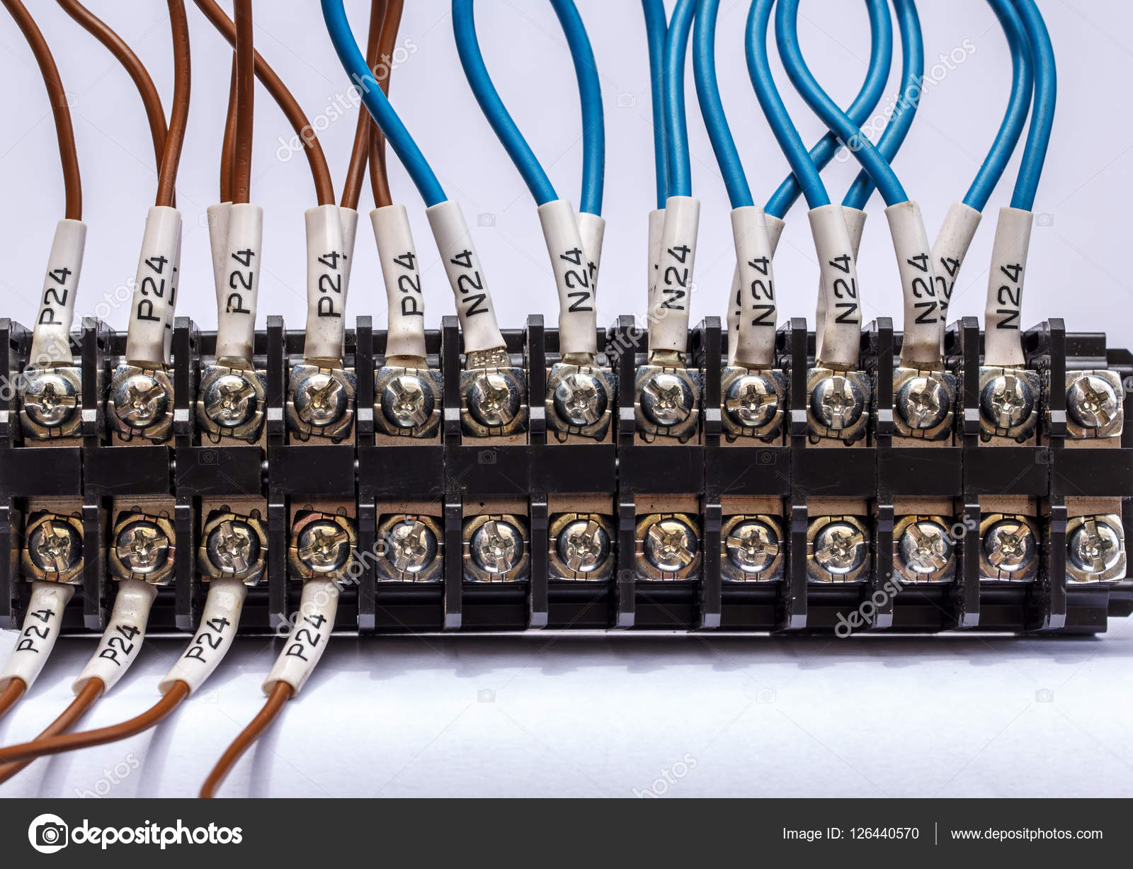 Cableado Panel de control con cables fotografía de stock