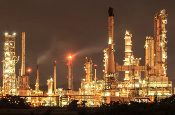 Нафтохімічна завод, нафтопереробної промисловості — стокове фото