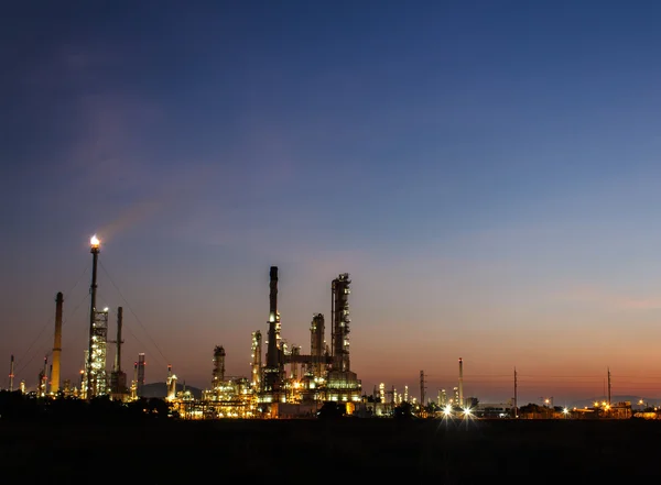 Impianto di raffinazione del petrolio — Foto Stock