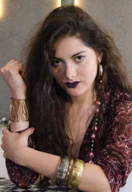 Protrait fotoğraf için poz güzel latina kız