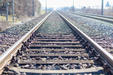 İleriye uzanan demiryolu kamyon