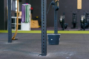 Boş bir spor salonu görünümünü