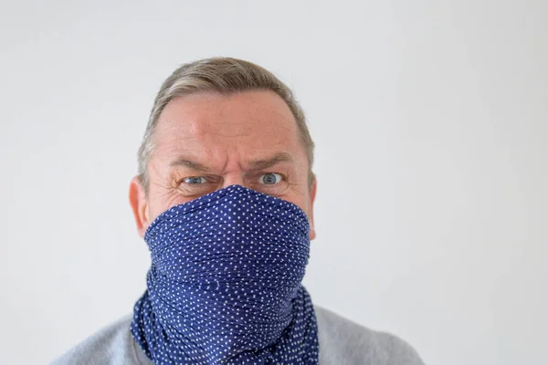 Middle Aged Man Blue Wrap His Face Anxious Mistrustful Look — Stock Photo, Image