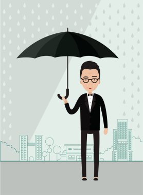 Şehirde bir şemsiye ile adam